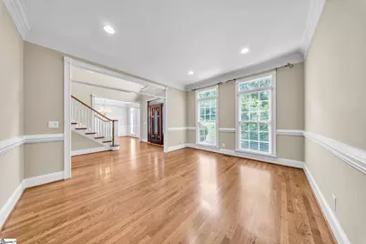 401 Rivercrest Drive, Taylors, SC 29687 - Photo 4