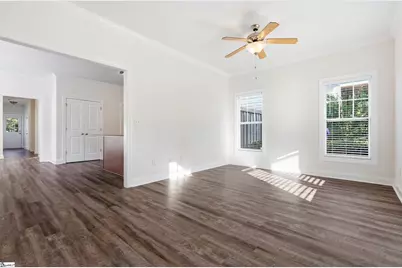 201 Lincoln Street, Greenville, SC 29601 - Photo 4