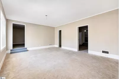 209 E Bramlett Road, Greenville, SC 29601 - Photo 8