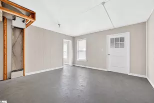 209 E Bramlett Rd, Greenville, SC 29601 - Photo 12