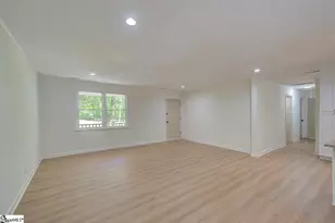 210 Rison Rd, Greenville, SC 29611 - Photo 12