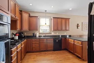 207 Beechwood Dr, Greer, SC 29651 - Photo 16