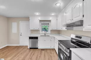 297 Irby Rd, Piedmont, SC 29673 - Photo 8
