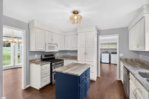 117 Green Ridge Dr, Easley, SC 29642 - Photo 6