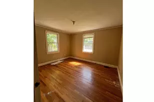 2507 Poinsett Hwy, Greenville, SC 29609 - Photo 12