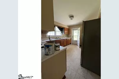 2507 Poinsett Highway, Greenville, SC 29609 - Photo 18