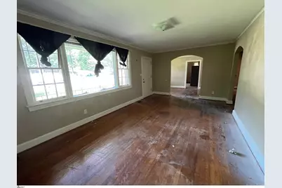 2507 Poinsett Highway, Greenville, SC 29609 - Photo 8
