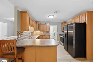 340 Camperdown Ct, Easley, SC 29642 - Photo 8