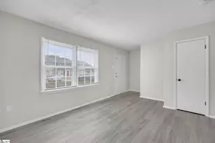 6526 White Horse Rd, Greenville, SC 29611 - Photo 10