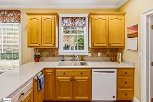 111 Bouchillion Dr, Greenville, SC 29615 - Photo 16