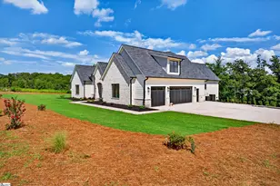 91 S Bates Rd, Taylors, SC 29687 - Photo 2