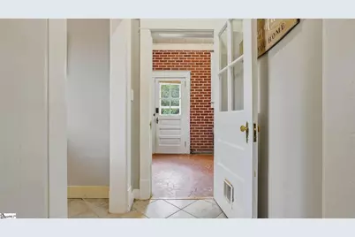 429 Grove Street, Greenwood, SC 29646 - Photo 18