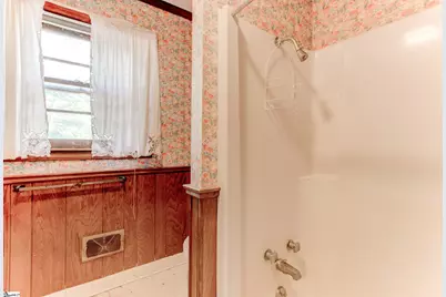 1808 Poole Town Road, Laurens, SC 29360 - Photo 26