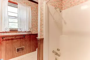 1808 Poole Town Rd, Laurens, SC 29360 - Photo 26