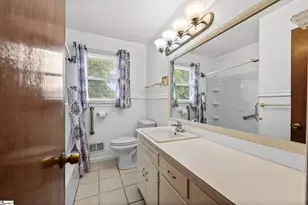 7011 White Horse Rd, Greenville, SC 29611 - Photo 16