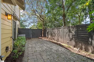 4 Cureton St, Greenville, SC 29605 - Photo 20