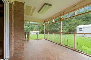 147 Cemetery Dr, Whitmire, SC 29178 - Photo 28