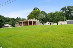 147 Cemetery Dr, Whitmire, SC 29178 - Photo 32