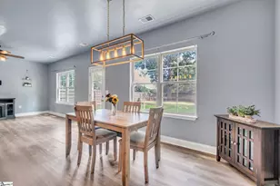 410 King St, Greer, SC 29651 - Photo 6