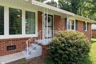 31 Twin Springs Dr, Greenville, SC 29605 - Photo 4