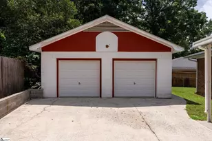 31 Twin Springs Dr, Greenville, SC 29605 - Photo 24