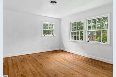 200 Sherwood Drive, Laurens, SC 29360 - Photo 28