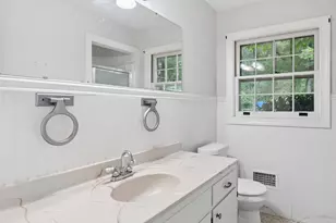 200 Sherwood Dr, Laurens, SC 29360 - Photo 12