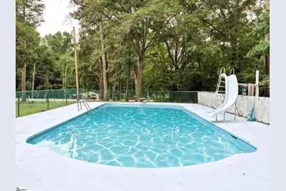 200 Sherwood Drive, Laurens, SC 29360 - Photo 36