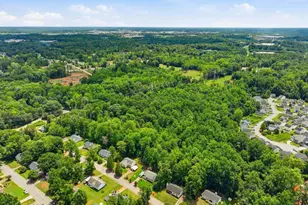 129 Evelyn Dr, Greenville, SC 29605 - Photo 10