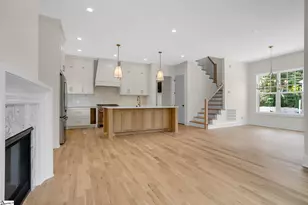 34B Doe St, Greenville, SC 29611 - Photo 4