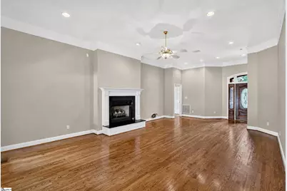 143 W Woodglen Road, Spartanburg, SC 29301 - Photo 8
