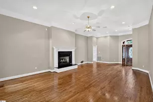 143 W Woodglen Rd, Spartanburg, SC 29301 - Photo 8