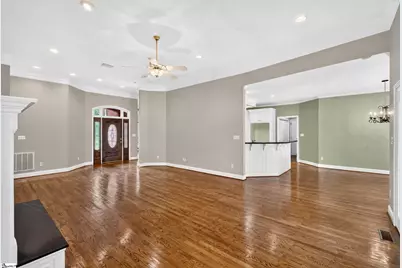 143 W Woodglen Road, Spartanburg, SC 29301 - Photo 16