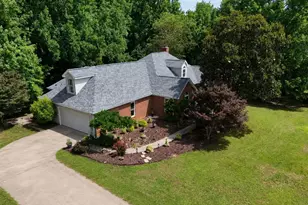 252 Ridge Way, Simpsonville, SC 29680 - Photo 2