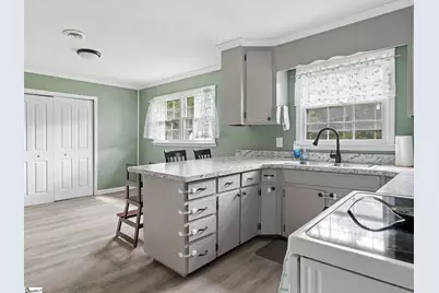 2740 Torrington Road, Laurens, SC 29360 - Photo 6