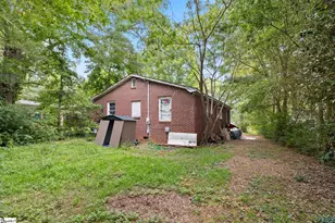 305 Southview Dr, Laurens, SC 29360 - Photo 16