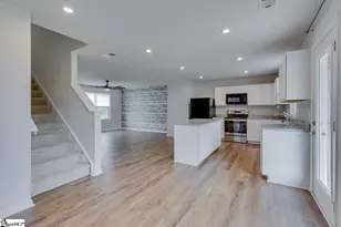 101 Timothy Pl, Easley, SC 29642 - Photo 2
