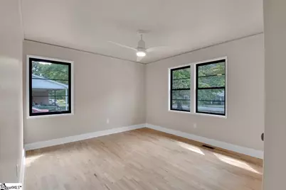 210 Woodfield Avenue, Fountain Inn, SC 29644 - Photo 18