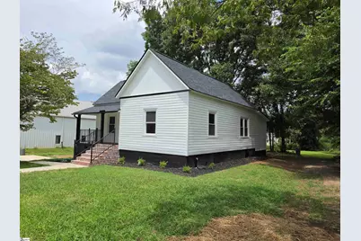 8 W First Street, Williamston, SC 29697 - Photo 2