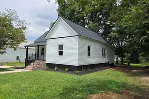8 W 1st St, Williamston, SC 29697 - Photo 2