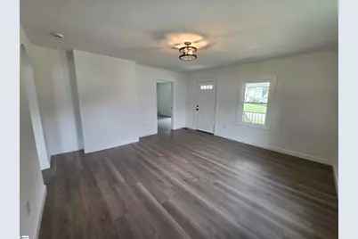 8 W First Street, Williamston, SC 29697 - Photo 6