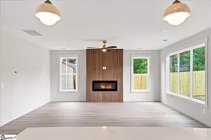 114 Middleton St, Greenville, SC 29601 - Photo 6