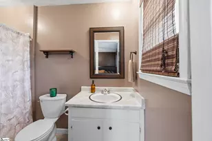104 Menlo Dr, Simpsonville, SC 29680 - Photo 18