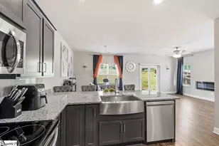 218 Rosewood Cir, Duncan, SC 29334 - Photo 6