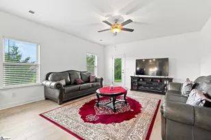 1037 Spruce Grove Rd, Duncan, SC 29334 - Photo 14