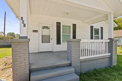 101 Gordon Street, Clinton, SC 29325 - Photo 2
