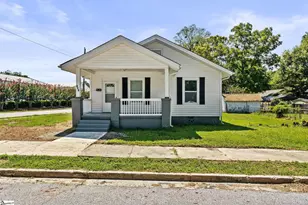 101 Gordon St, Clinton, SC 29325 - Photo 1