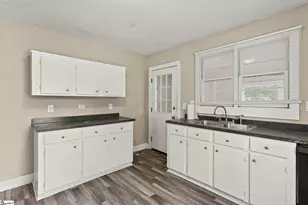 23 Black St, Williamston, SC 29697 - Photo 6