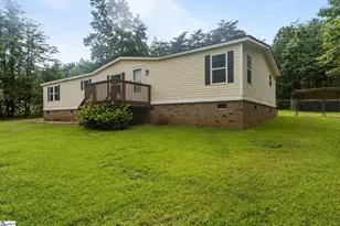20 Bramlett Rd, Taylors, SC 29687 - Photo 2