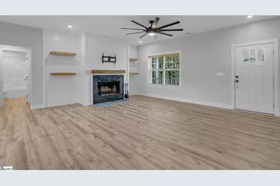 27 Carriage Drive, Greer, SC 29651 - Photo 8